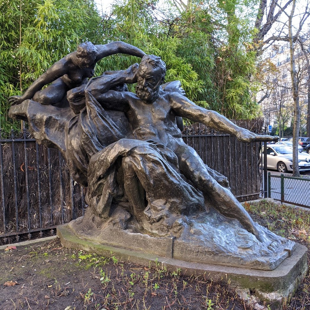 Monument à Victor Hugo 2